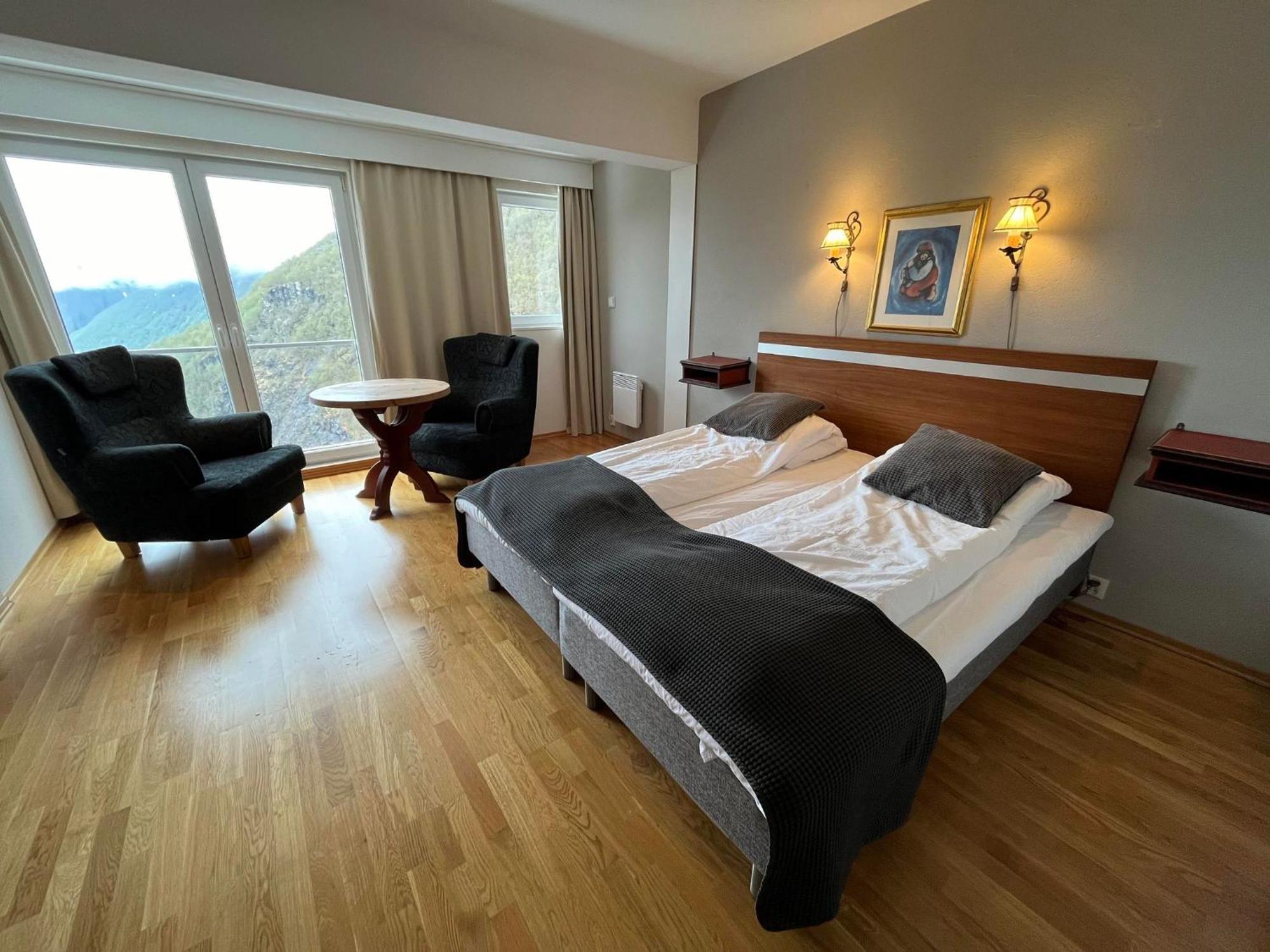 Hotel Videseter Stryn Exteriör bild